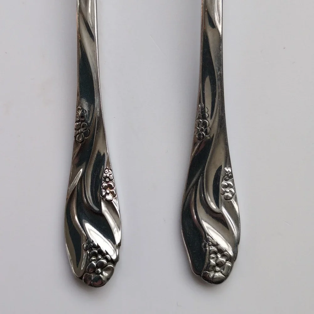 Vtg Oneida LORILEI Butter Knife & Sugar Spoon‎ Stainless Floral Flatware Lorelei